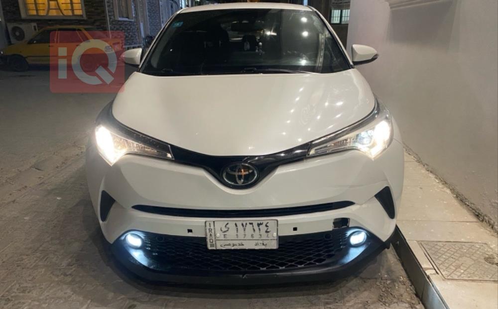 تويوتا سي اتش ار